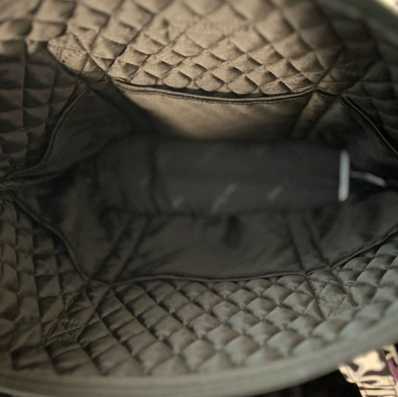 Vera Bradley Scroll Medallion Large Tote MINT CONDITION - Picture 7 of 7